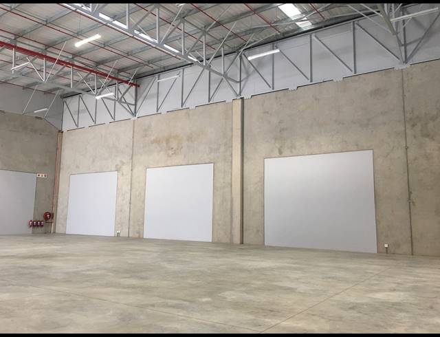 1,603M² WAREHOUSE TO LET IN MOUNT EDGECOMBE